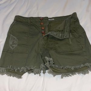 No Boundaries army green high-rise shorts